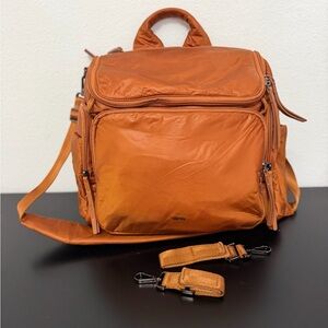 Caraa medium diaper bag - clay